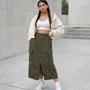 Halara Olive Cargo Midi Skirt Elastic Waist Adjustable Toggle Slit Pockets M NWT
